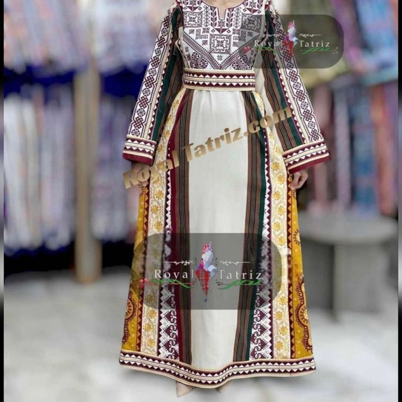 ,Majdallway Falahi  Palestinian Embroidery. - Picture 1 of 5